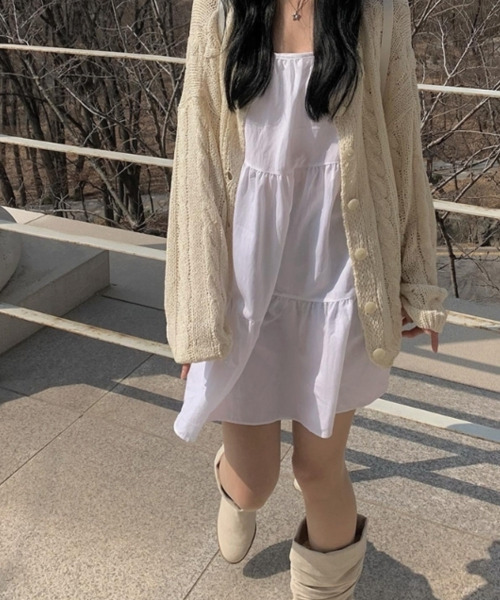 VIVID LADY(ビビッドレディー)の「リボンストラップ ティアードミニワンピース(ワンピース・レディース・ブラック/アイボリー・FREE)」の9枚目の写真