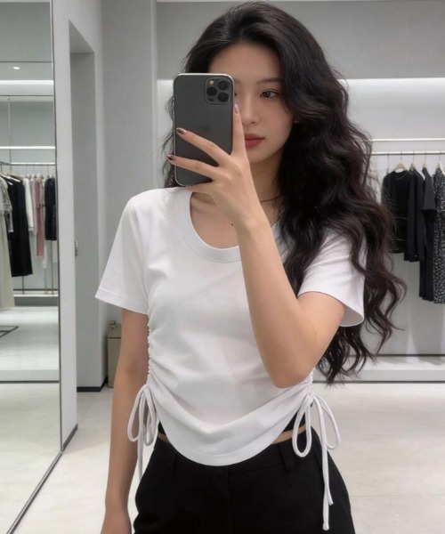 semplice(センプリチェ)の「大人カジュアル ドローコード ショート丈 T シャツ(Tシャツ/カットソー・レディース・グリーン/ピンク/ホワイト・L/M)」の12枚目の写真