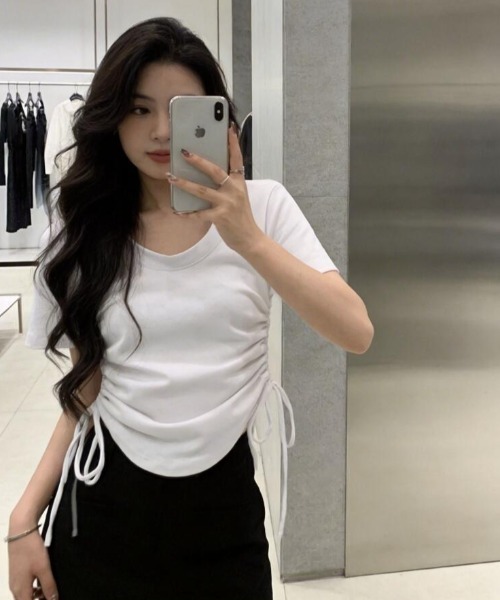 semplice(センプリチェ)の「大人カジュアル ドローコード ショート丈 T シャツ(Tシャツ/カットソー・レディース・グリーン/ピンク/ホワイト・L/M)」の13枚目の写真