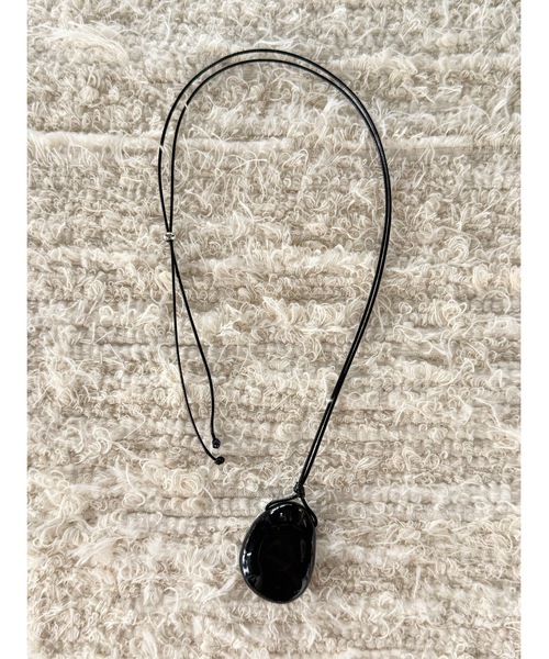 Didot.showroom（ディドット ショールーム）の「ストーンモチーフネックレス（ACC 003）（ネックレス・レディース・ブラウン/アイボリー/ブラック・FREE）」の2枚目の写真