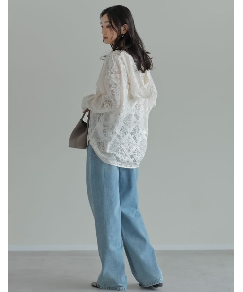 Re:EDIT（リエディ）の「[2026 SUMMER COLLECTION]ストレッチブロックレースフードシャツ（シャツ/ブラウス・レディース・アイボリー/ブラック・LARGE/MEDIUM）」の12枚目の写真