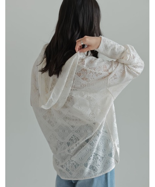 Re:EDIT（リエディ）の「[2026 SUMMER COLLECTION]ストレッチブロックレースフードシャツ（シャツ/ブラウス・レディース・アイボリー/ブラック・LARGE/MEDIUM）」の13枚目の写真