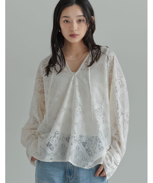 Re:EDIT（リエディ）の「[2026 SUMMER COLLECTION]ストレッチブロックレースフードシャツ（シャツ/ブラウス・レディース・アイボリー/ブラック・LARGE/MEDIUM）」の14枚目の写真
