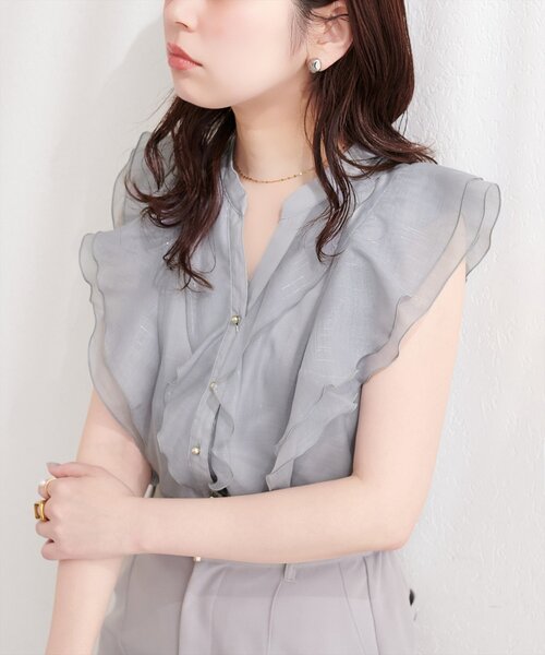 natural couture(ナチュラルクチュール)の「シアープリントラッフルブラウス(シャツ/ブラウス・レディース・ネイビー/チェック/ストライプ/イエロー/ピンク/グレー/ピンク系その他/ブラック・FREE)」の14枚目の写真
