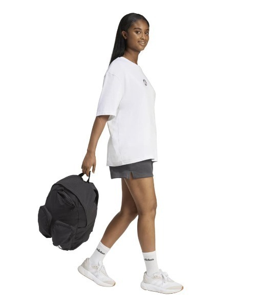 adidas(アディダス)の「アディダス adidas アニマル オーバーサイズ グラフィック Tシャツ(Tシャツ/カットソー・レディース・ベージュ/ベビーピンク/ブラック・S/M/L/XL)」の5枚目の写真