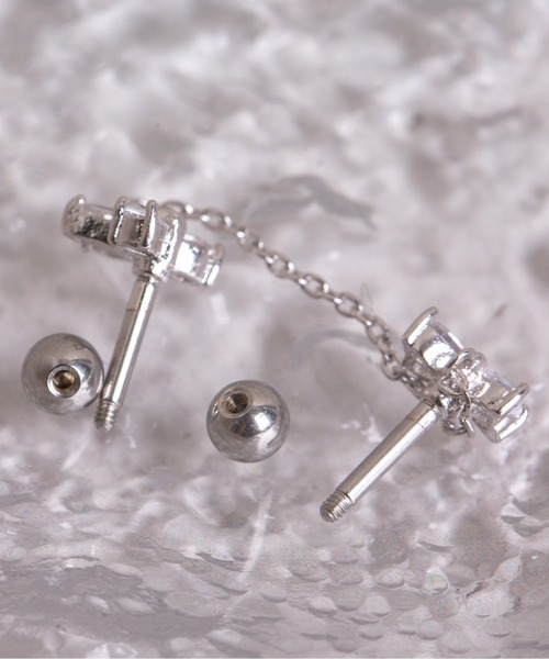 Peony(ピオニー)の「【Peony/ピオニー】ダブルリボン 片耳用 チェーンピアス【アレルギー対応】(ピアス(片耳用)・レディース・ゴールド/シルバー・FREE)」の4枚目の写真