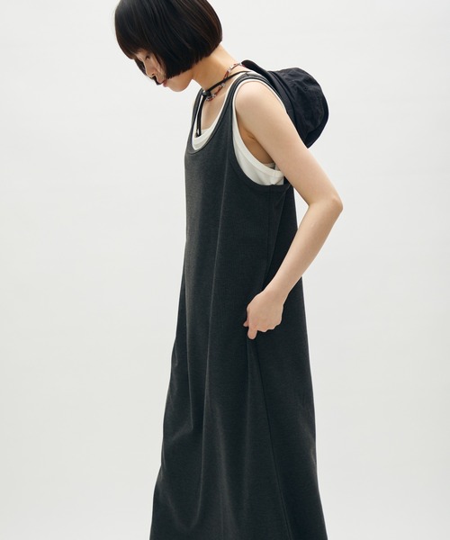 full/fill.(フルフィル)の「layered tank long onepiece / レイヤードタンクロングワンピース(ワンピース・レディース・グレー/ブラウン・FREE)」の7枚目の写真