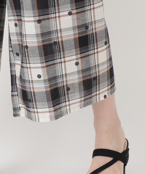one'sterrace（ワンズテラス）の「ジャカードチェック 9分丈フレアパンツ（その他パンツ・レディース・ブラック系8/イエロー系8/ネイビー系5・02）」の14枚目の写真
