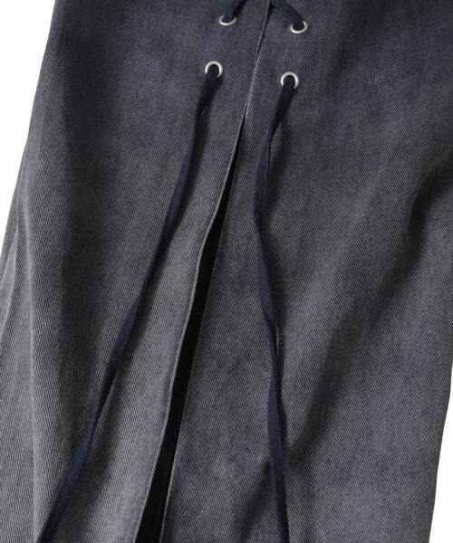 CONVERSE TOKYO(コンバーストウキョウ)の「FADE COLOR LACE-UP PANTS(デニムパンツ・レディース・ネイビー/ブラウン/ブラック・SMALL/MEDIUM)」の5枚目の写真