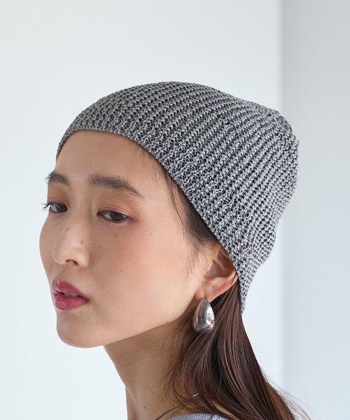 LEPSIM(レプシィム)の「サマーニットビーニー 670329(ニットキャップ/ビーニー・レディース・ブラック/グレー・ONE SIZE)」の3枚目の写真