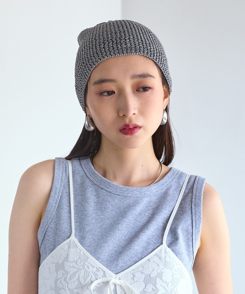 LEPSIM(レプシィム)の「サマーニットビーニー 670329(ニットキャップ/ビーニー・レディース・ブラック/グレー・ONE SIZE)」の4枚目の写真