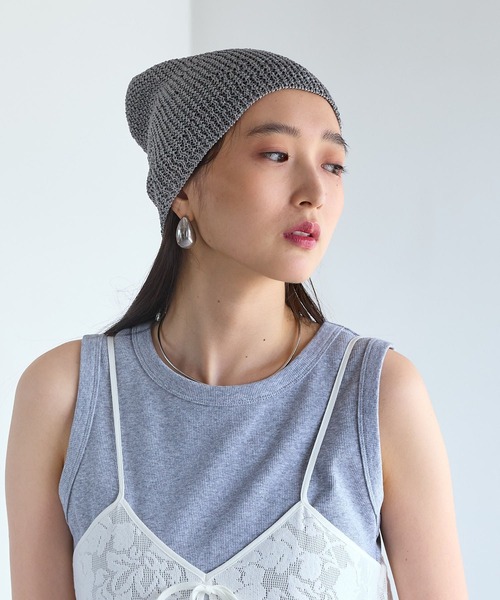 LEPSIM(レプシィム)の「サマーニットビーニー 670329(ニットキャップ/ビーニー・レディース・ブラック/グレー・ONE SIZE)」の5枚目の写真