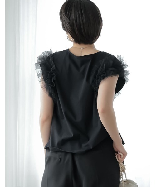 MEISM（ミズム）の「[2026 SUMMER COLLECTION][MEISM by Re:EDIT][接触冷感][UVカット]チュールフリルノースリ―ブカットソー（Tシャツ/カットソー・レディース・ブラック/ホワイト・LARGE/MEDIUM）」の4枚目の写真