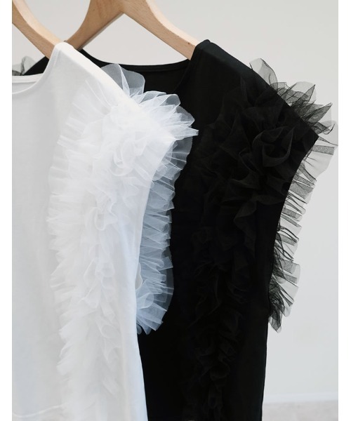 MEISM（ミズム）の「[2026 SUMMER COLLECTION][MEISM by Re:EDIT][接触冷感][UVカット]チュールフリルノースリ―ブカットソー（Tシャツ/カットソー・レディース・ブラック/ホワイト・LARGE/MEDIUM）」の16枚目の写真