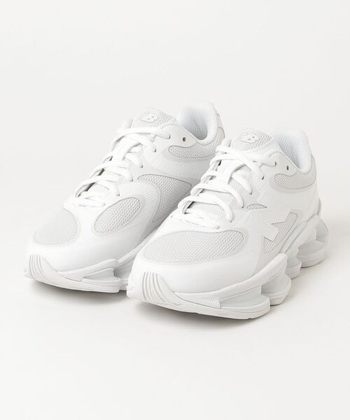 NEW BALANCE(ニューバランス)の「Abzorb 2000(スニーカー・メンズ・ホワイト/ブラック・26.5cm/24.0cm/24.5cm/28.0cm/23.0cm/28.5cm/29.0cm/23.5cm/30.0cm/25.5cm/25.0cm/26.0cm/27.0cm/22.5cm/27.5cm)」の11枚目の写真