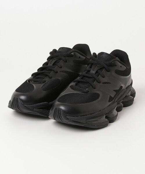 NEW BALANCE(ニューバランス)の「Abzorb 2000(スニーカー・メンズ・ホワイト/ブラック・26.5cm/24.0cm/24.5cm/28.0cm/23.0cm/28.5cm/29.0cm/23.5cm/30.0cm/25.5cm/25.0cm/26.0cm/27.0cm/22.5cm/27.5cm)」の7枚目の写真