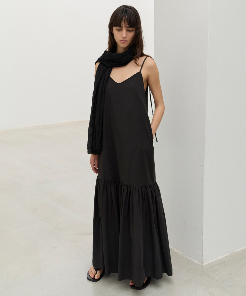 LEVAR(レバー)の「Cotton String Tiered Dress - Washed Black(ワンピース・レディース・その他・FREE)」の1枚目の写真