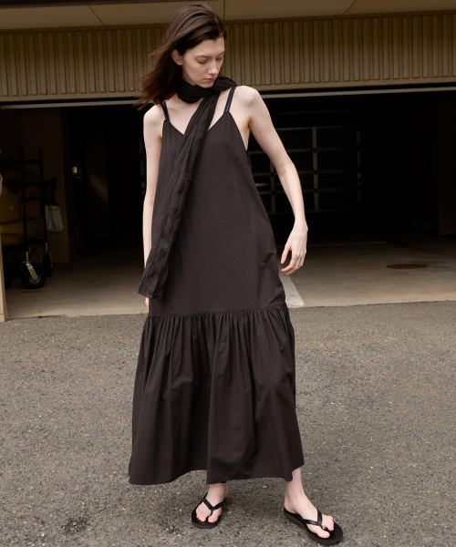 LEVAR(レバー)の「Cotton String Tiered Dress - Washed Black(ワンピース・レディース・その他・FREE)」の3枚目の写真