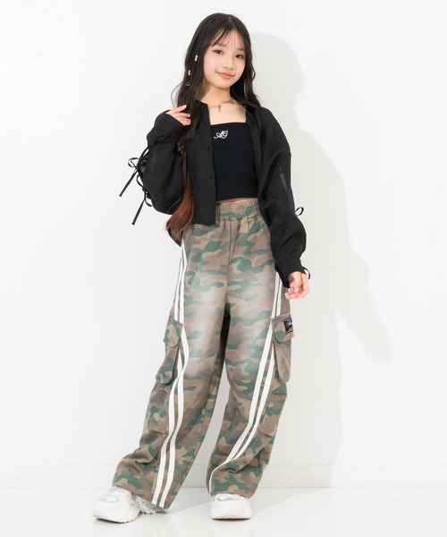 ANAP GiRL(アナップガール)の「袖リボンデザイン シアーシャツ(シャツ/ブラウス・キッズ・ブラック/サックスブルー/ホワイト×ブラック/ホワイト・XS/S/M)」の12枚目の写真
