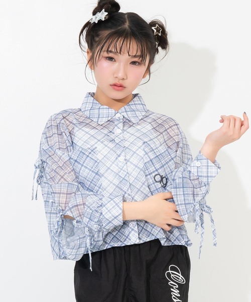 ANAP GiRL(アナップガール)の「袖リボンデザイン シアーシャツ(シャツ/ブラウス・キッズ・ブラック/サックスブルー/ホワイト×ブラック/ホワイト・XS/S/M)」の9枚目の写真
