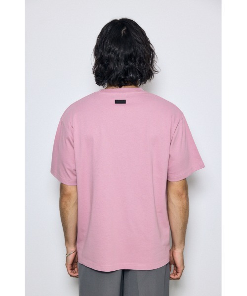 AZUL by moussy（アズールバイマウジー）の「ワンポイントロゴTシャツ　夏服　春服　秋服　半袖（Tシャツ/カットソー・メンズ・ホワイト/ライトグレー/ブラック/スモークピンク・MEDIUM/SMALL/LARGE）」の5枚目の写真