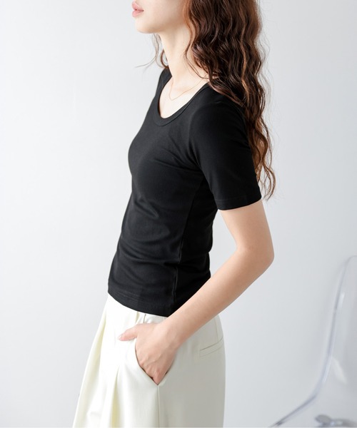 La-gemme(ラジェム)の「シェイプリブTシャツ(Tシャツ/カットソー・レディース・ホワイト/グレー/ブラック/ベージュ・フリー)」の11枚目の写真