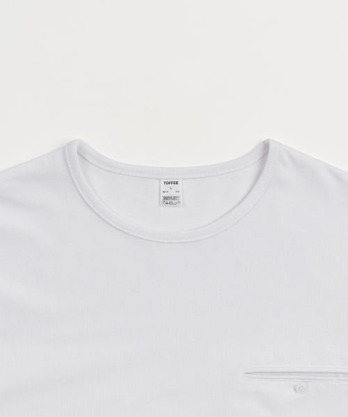 TOFFEE（トフィー）の「[S-XXL] スリムクロップボタンハーフTシャツ (ホワイト)（Tシャツ/カットソー・メンズ・その他・SMALL/MEDIUM/LARGE/X-LARGE/XX-LARGE）」の2枚目の写真