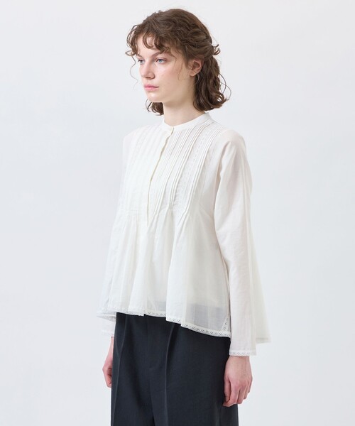 MACKINTOSH PHILOSOPHY(マッキントッシュ フィロソフィー)の「【WEB&一部店舗限定】コットンシルクレースブラウス(シャツ/ブラウス・レディース・オフホワイト/ブラック・38/36)」の7枚目の写真