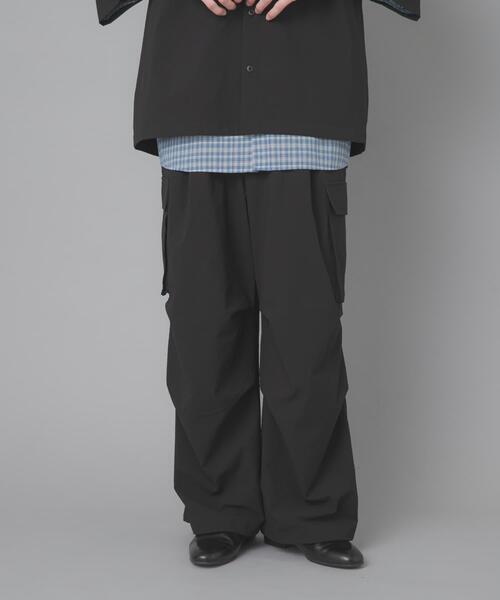 SENSE OF PLACE by URBAN RESEARCH（センスオブプレイスバイアーバンリサーチ）の「『別注』Converse×SENSE OF PLACE　JACK PURCELカーゴパンツ（その他パンツ・メンズ・ブラック/チャコールグレー・SMALL/MEDIUM/LARGE）」の3枚目の写真