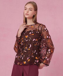 ニュアンスフラワークルーネック ブラウス