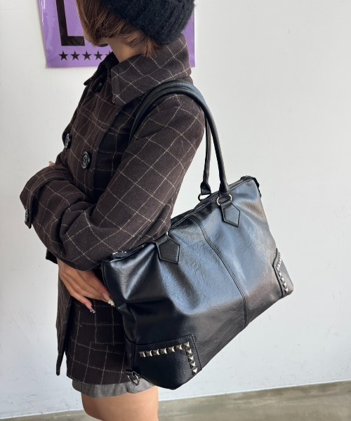 SHAGGIE(シャギー)の「スタッズ付きヴィンテージ風ハンドバッグ(ハンドバッグ・レディース・ベージュ/ブラック/ブラウン・FREE)」の20枚目の写真