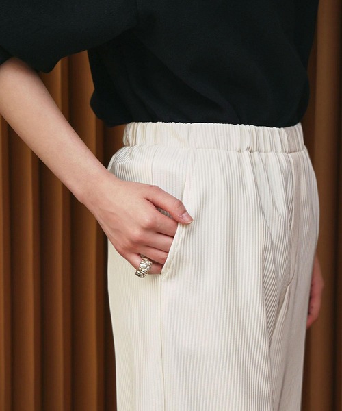 ELFRANK（エルフランク）の「【2026AW】【S～Lサイズ展開】リブイージージョガーパンツ【洗える】《着用動画あり》（その他パンツ・レディース・ネイビー/オフホワイト/ブラック・S/M/L）」の11枚目の写真
