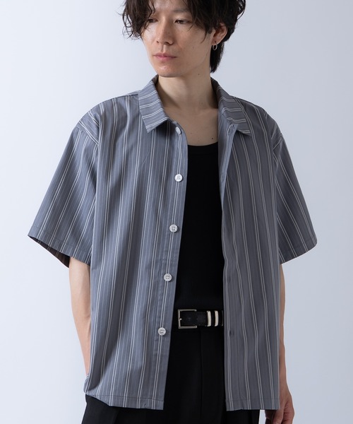 Crownor(クラウノアー)の「ストライプ 半袖シャツ(シャツ/ブラウス・メンズ・チャコール/グリーン/ブルー・MEDIUM/LARGE)」の4枚目の写真