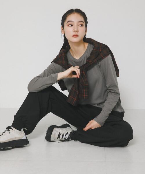 EKAL（エカル）の「綿カシミヤレイヤードTシャツ（Tシャツ/カットソー・レディース・グレー/ライトグレー/チャコールグレー・ONE）」の6枚目の写真