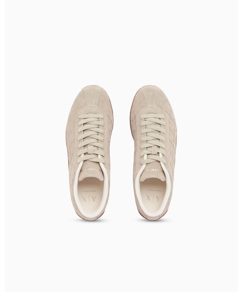 ARMANI EXCHANGE(アルマーニエクスチェンジ)の「【A|X アルマーニ エクスチェンジ】<ZOZO限定>スエード エンボスロゴ ミニマルレースアップスニーカー(スニーカー・レディース・ライトベージュ・38/37/36/35/39)」の3枚目の写真