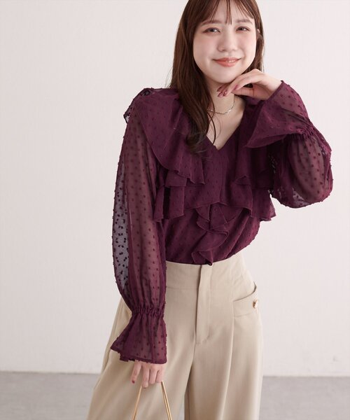 natural couture(ナチュラルクチュール)の「ラッフルフリルドットブラウス(シャツ/ブラウス・レディース・オフホワイト/ボルドー/ブラック/サックスブルー・FREE)」の11枚目の写真