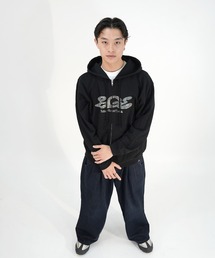 RHINESTONE LOGO ZIP PARKA / ラインストーン / ロゴ / キラキラ / Y2K / 韓国ストリート　ジップパーカー