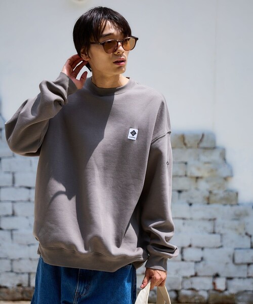Columbia(コロンビア)の「限定展開 Columbia×FREAK'S STORE コロンビア 別注 インペリアルパーク ワンポイントロゴ クルーネックスウェット(スウェット・メンズ・ベージュ/チャコールグレー/ブラック/ネイビー/グレー・SMALL/X-LARGE/LARGE/MEDIUM)」の14枚目の写真