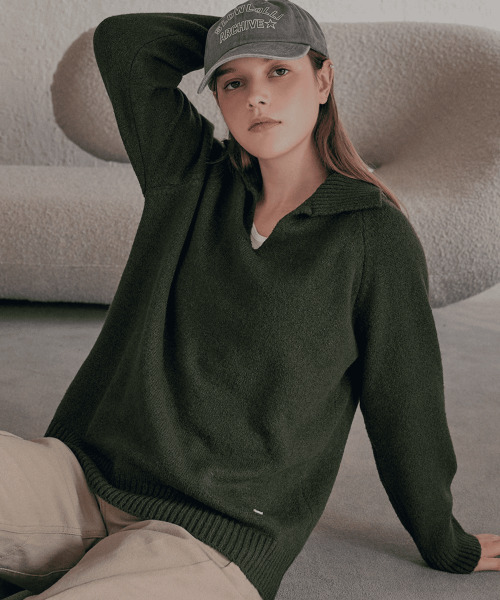 SLOWLOLLI(スローローリ)の「Sailor collar knit_3 Colors(ニット/セーター・レディース・グレー/カーキ/アイボリー・FREE)」の5枚目の写真