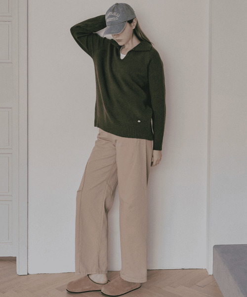 SLOWLOLLI(スローローリ)の「Sailor collar knit_3 Colors(ニット/セーター・レディース・グレー/カーキ/アイボリー・FREE)」の6枚目の写真