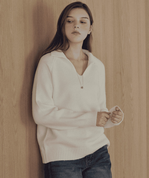 SLOWLOLLI(スローローリ)の「Sailor collar knit_3 Colors(ニット/セーター・レディース・グレー/カーキ/アイボリー・FREE)」の7枚目の写真