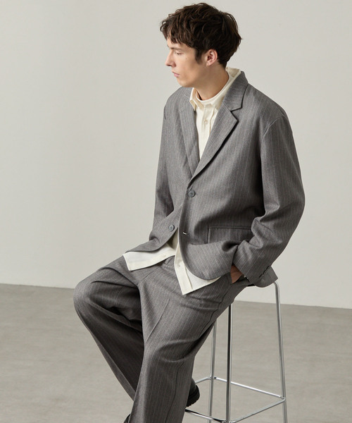EASENCE(イーズエンス)の「【EASENCE】<DAILY REFINEDシリーズ>ウーリッシュツイル ベーシック セットアップ テーラードジャケット&ワンタックスラックス / イージーケア・UV(セットアップ・メンズ・グレー/チャコール/グレー系/ダークネイビー/モカ・XL/L/M/S)」の3枚目の写真
