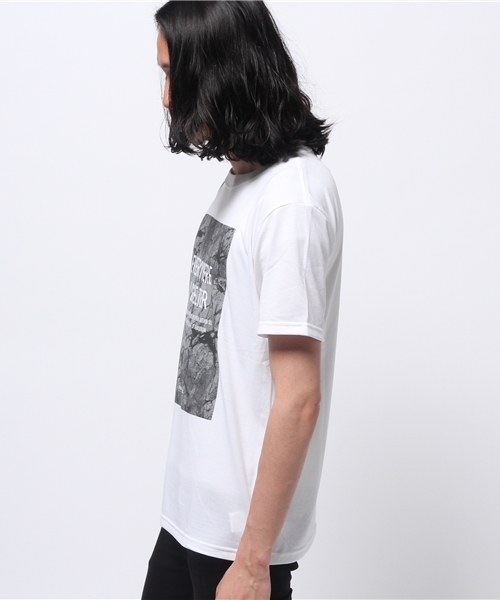 Snow Peak(スノーピーク)の「ロックウォール プリント Tシャツ (ユニセックス)(Tシャツ/カットソー・メンズ・ネイビー/ホワイト/グレー・X-LARGE/MEDIUM/2/1/SMALL/LARGE/XX-LARGE)」の4枚目の写真