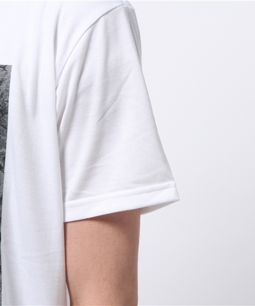 Snow Peak(スノーピーク)の「ロックウォール プリント Tシャツ (ユニセックス)(Tシャツ/カットソー・メンズ・ネイビー/ホワイト/グレー・X-LARGE/MEDIUM/2/1/SMALL/LARGE/XX-LARGE)」の7枚目の写真