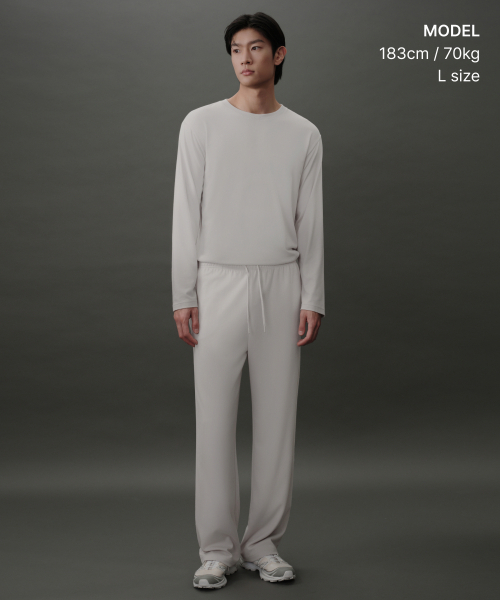 MUSINSA STANDARD（ムシンサスタンダード）の「[リカバリー] 長袖パンツセット [ダスティクリーム]（Tシャツ/カットソー・メンズ・その他・MEDIUM/LARGE/X-LARGE/2XL）」の2枚目の写真