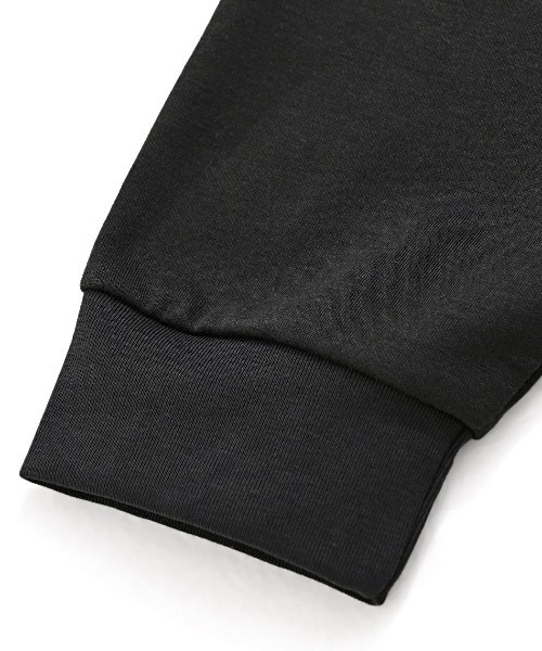 SILVER BULLET（シルバーバレット）の「『URBAN SQUARE/アーバンスクエア』CVCスムース裏起毛モックネックTシャツ（Tシャツ/カットソー・メンズ・チャコール/グレー系1/オフホワイト/ブラック・L/M/LL）」の18枚目の写真