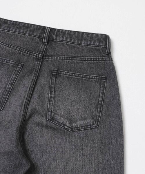 URBAN RESEARCH(アーバンリサーチ)の「ワイドストレートデニムパンツ(デニムパンツ・レディース・ブラック/ライトブルー・38/36/40)」の8枚目の写真
