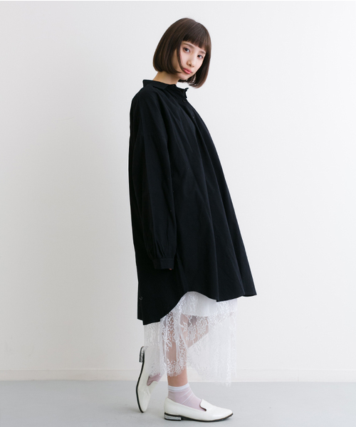 MERLOT（メルロー）の「ビッグシャツワンピース4886（シャツワンピース・レディース・ライトグリーン/ベージュ/オフホワイト/グレー/ブラック・FREE）」の17枚目の写真