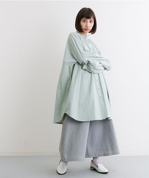 MERLOT（メルロー）の「ビッグシャツワンピース4886（シャツワンピース・レディース・ライトグリーン/ベージュ/オフホワイト/グレー/ブラック・FREE）」の16枚目の写真