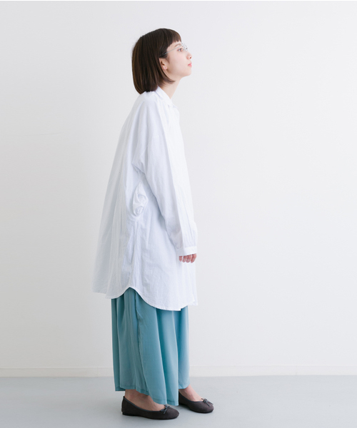 MERLOT（メルロー）の「ビッグシャツワンピース4886（シャツワンピース・レディース・ライトグリーン/ベージュ/オフホワイト/グレー/ブラック・FREE）」の7枚目の写真